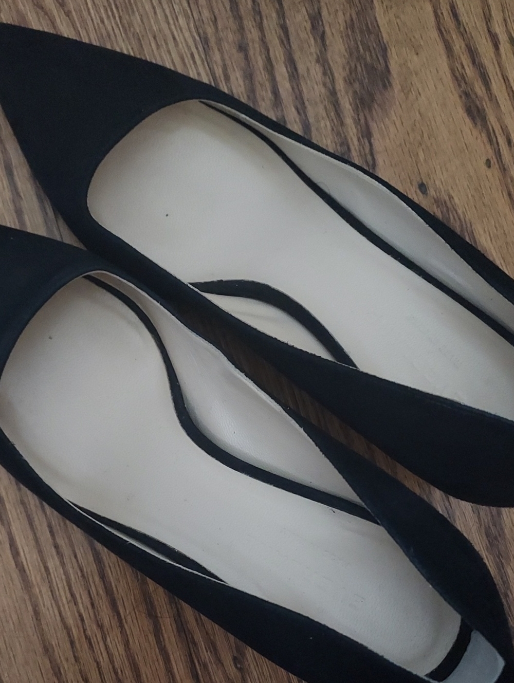 Everlane Kitten Heels Pointed Toe Black Suede 2" - Picture 9 of 10